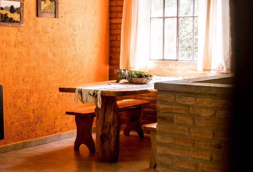 Хижина, La Paloma Posada