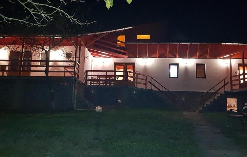 ویلای 1 خوابه با چشم‌انداز باغ, Casa Bordei