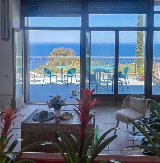 Четырехместный Номер Стандарт Вид на Море, Villa Velta Sea Sunset
