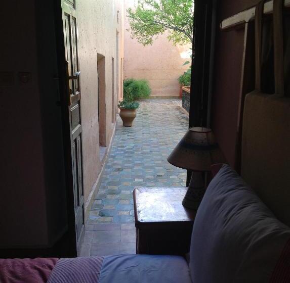 Номер Стандарт, Riad Timadrouine