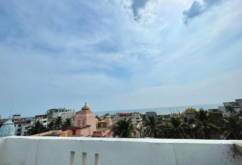 اتاق اکونومی, New Hotel Rockbay In Puri ! Swimming Pool, Near Sea Beach And Temple Fully Air Conditioned Hotel Wit
