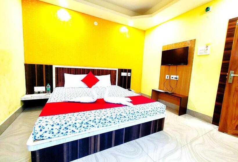 Номер Deluxe, Sashi Puri   Near Golden Sea Beach And Temple Fully Air Conditioned Hotel With Parking Facility, Bes