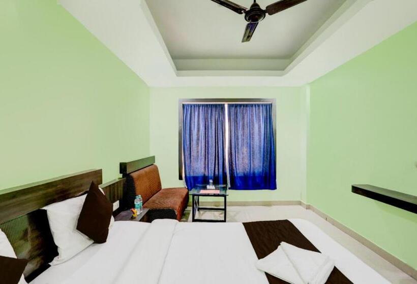 Номер Deluxe Вид на Море Боковой, Deep Gangainn Puri   Side Sea View Hotel Lift Wifi Facilities  By Morservices