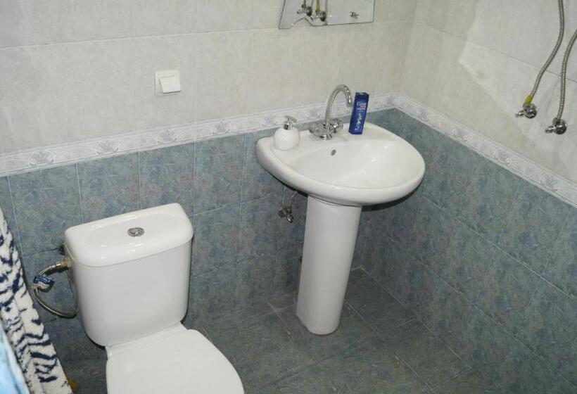 1 Bedroom Apartment, Komitas Avenue Guest House