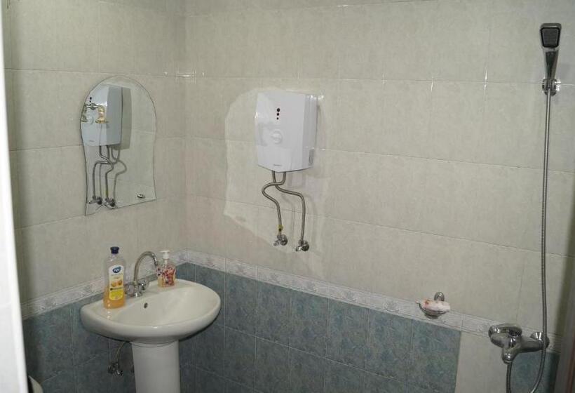 1 Bedroom Apartment, Komitas Avenue Guest House