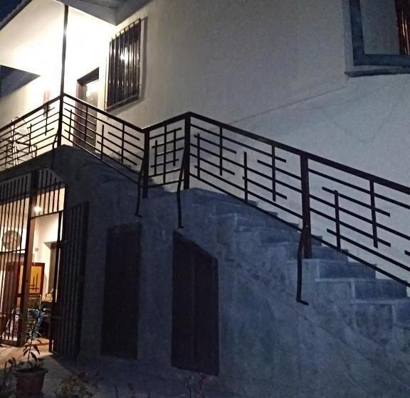 Economy Room, Komitas Avenue Guest House