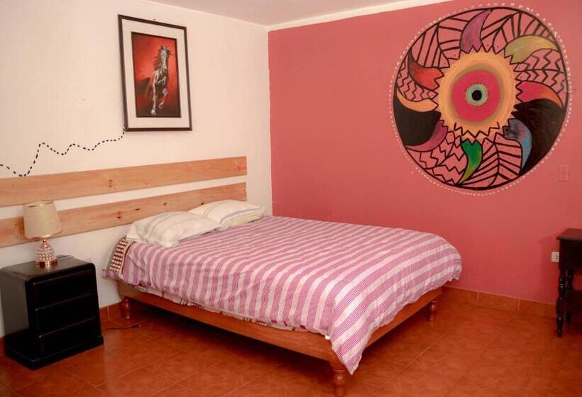 اتاق استاندارد, Huaraz Colonial