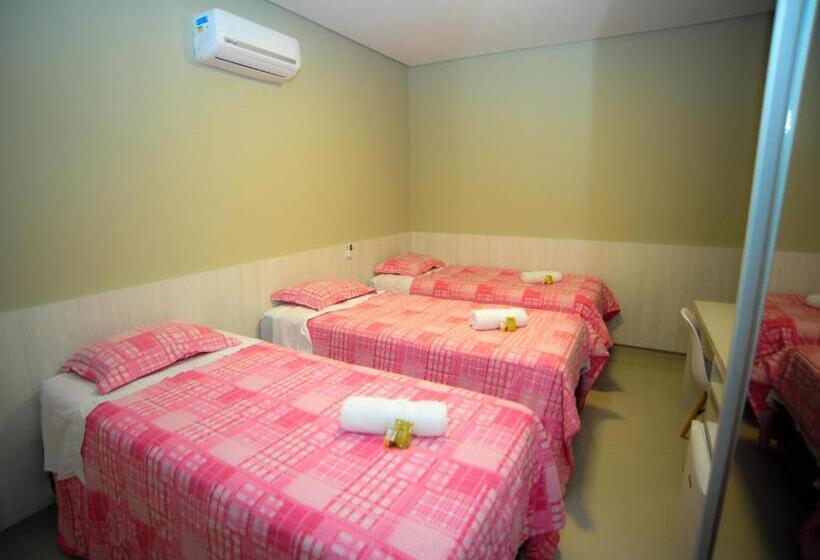 اتاق سوپریور سه تخته, Cynn Hotels