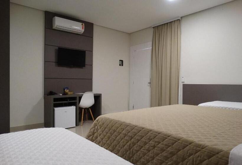 اتاق سوپریور خانوادگی, Cynn Hotels