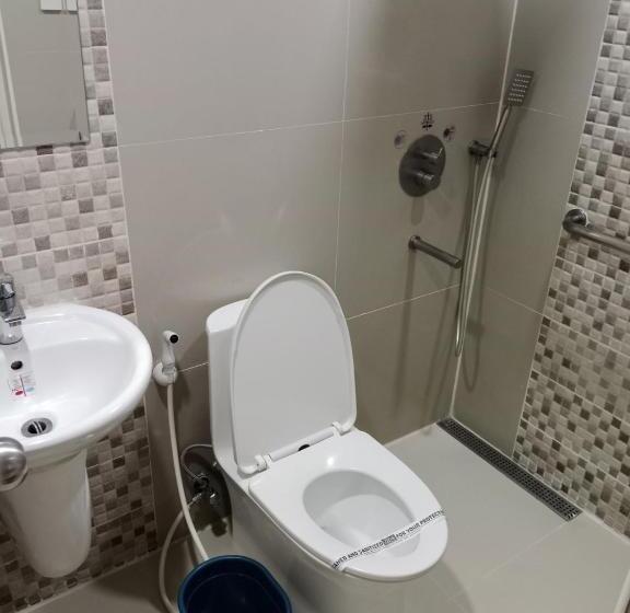 חדר דלוקס, Sogo Timog 2