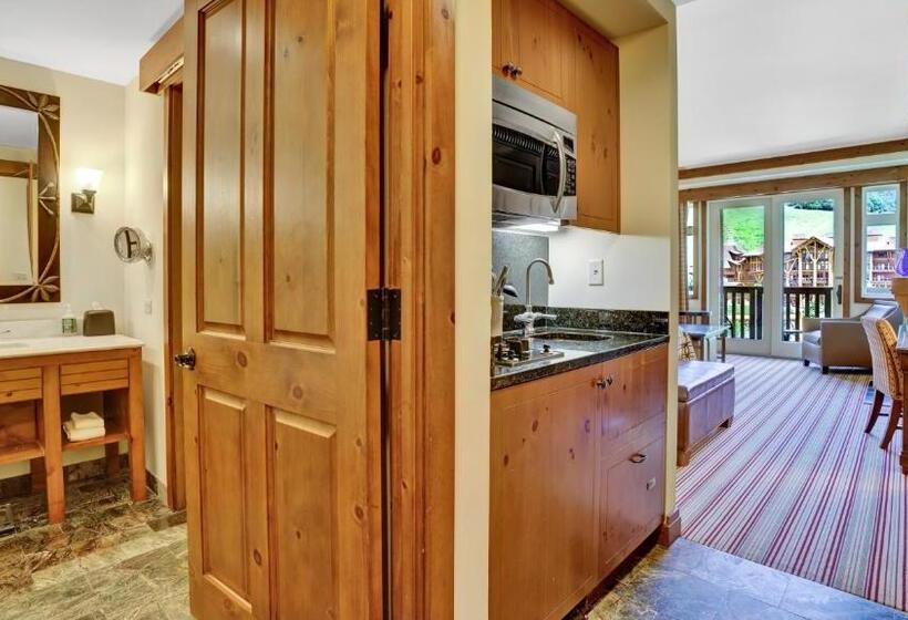 Студио Стандарт Кровать Кинг, 1428 Lodge At Spruce Peak Ski In Ski In Ski Out King Studio