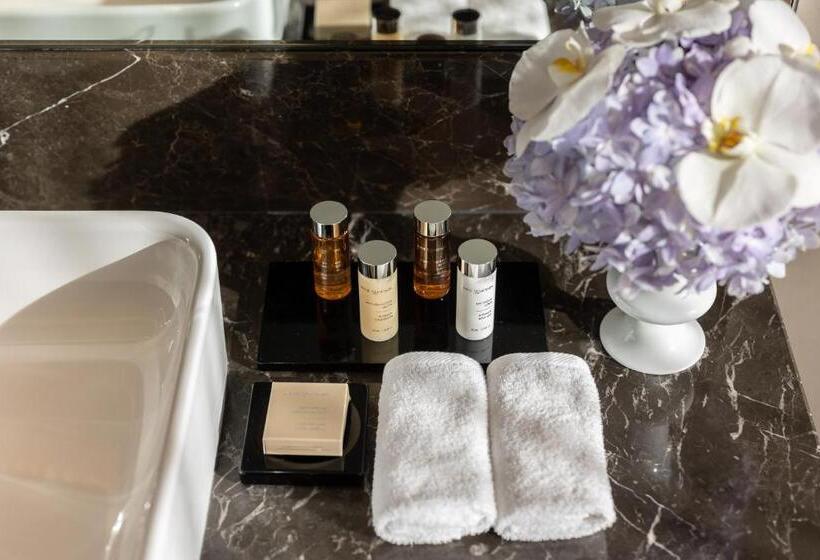 سوییت جونیور, Intercontinental   Ljubljana, An Ihg