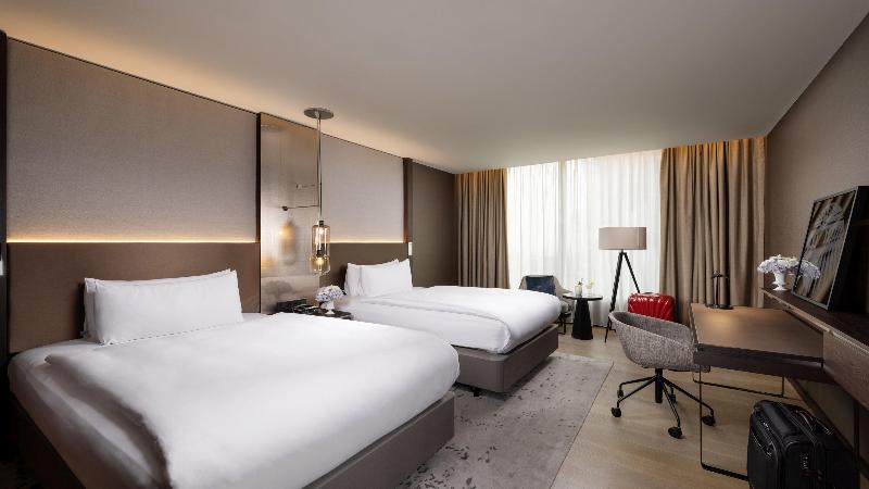 اتاق کلاب, Intercontinental   Ljubljana, An Ihg
