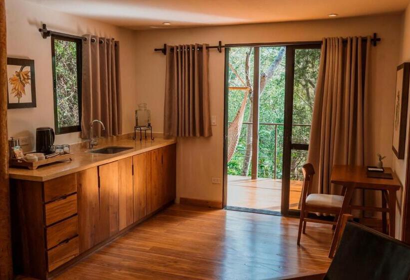 اتاق استاندارد با تخت بزرگ, Treecasa Hotel & Resort Nicaragua