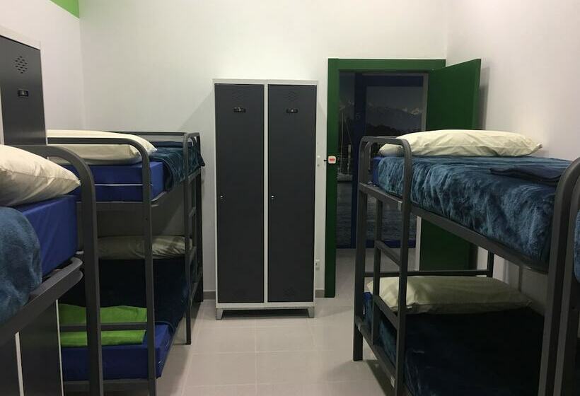 共用房间的床, Hostel De Las Facultades