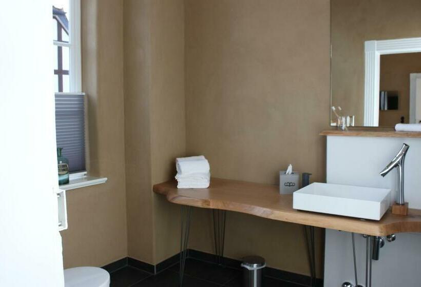 Номер Deluxe, Alte Apotheke
