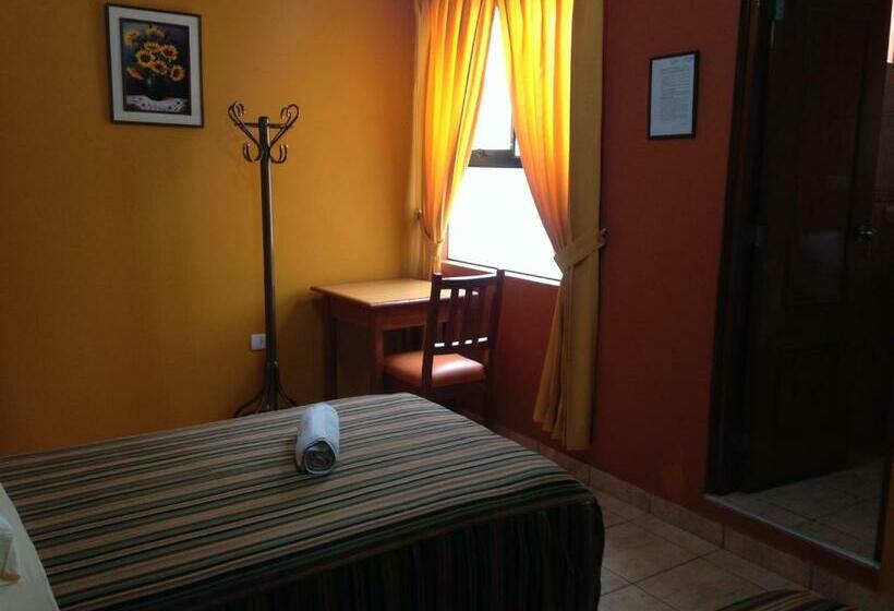 디럭스 룸, Hostal El Pillkay