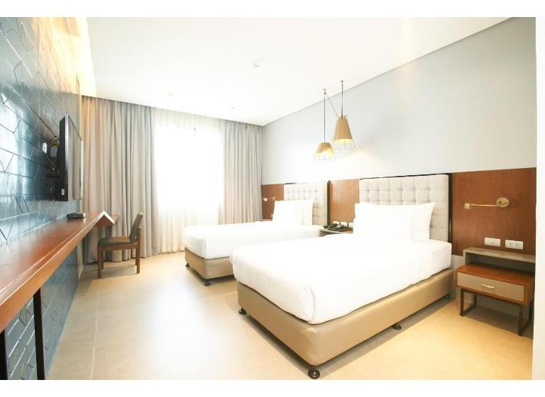 디럭스 룸, Summit Galleria Cebu