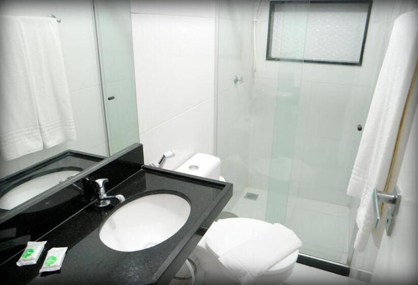 4인용 스탠다드 룸, Suites Residence