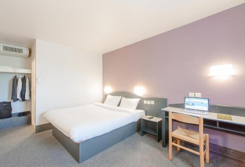 Номер Стандарт Трехместный, B&b Hotel Saclay