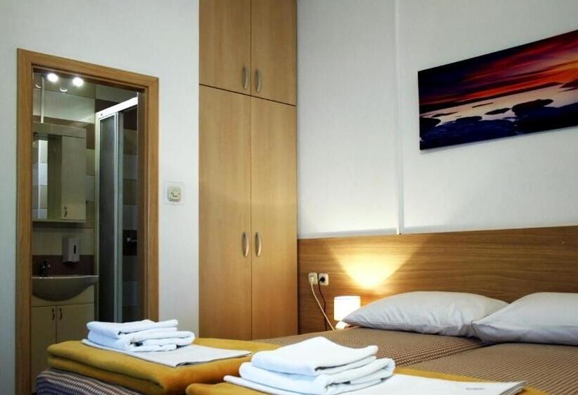 标准三人间, Rooms Fitea
