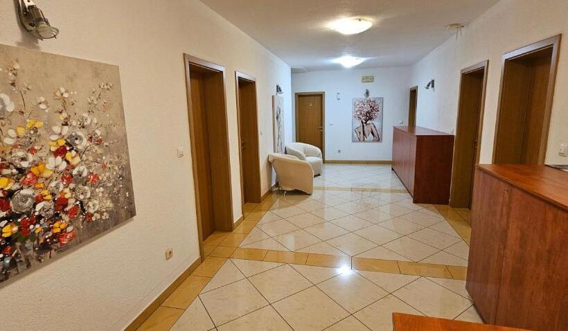 Номер Deluxe, Sobe/rooms Riva