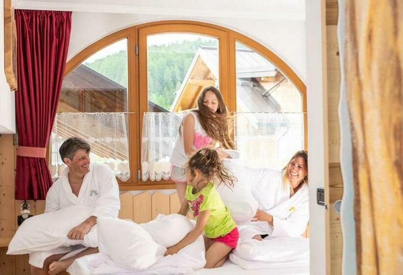 سوئیت خانواده 2 خوابه, Mytime Hotels La Grotta