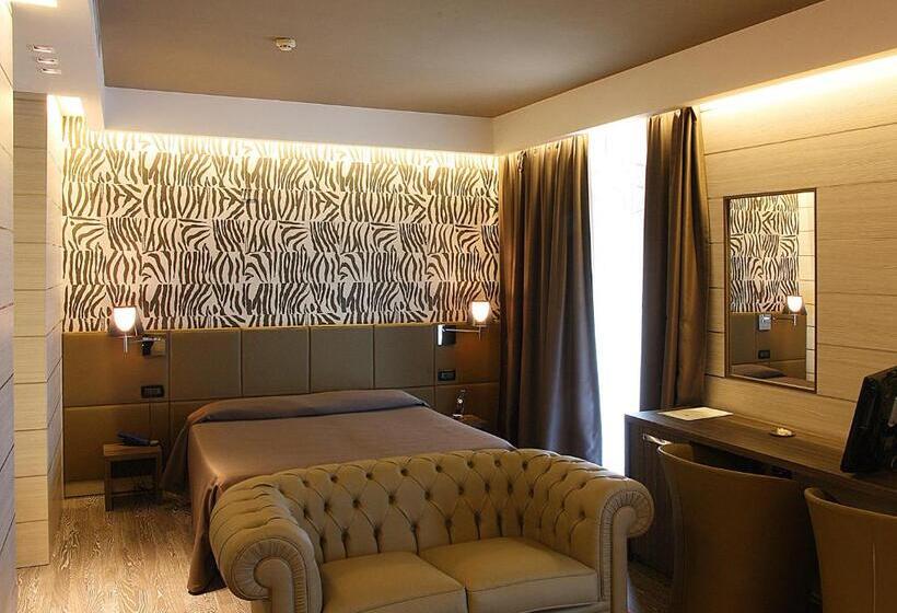 Suite with lake view, Aurora