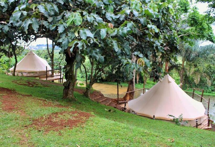 چادر با خدمات رفاهی استاندارد, Viavia  Entebbe