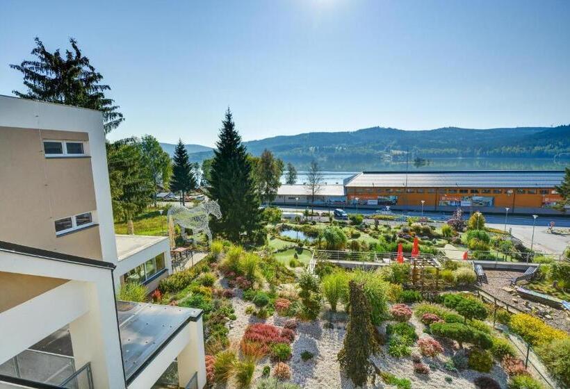 Семейный Номер, Star Lipno