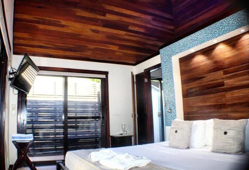 استودیوی لوکس, Pur Boutique Cabanas, Adults Only