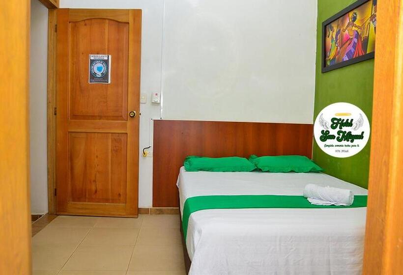 اتاق استاندارد یک نفره, San Miguel Apartadó