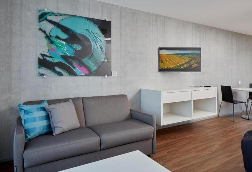 Полулюкс с Балконом, Aparthotel Baden