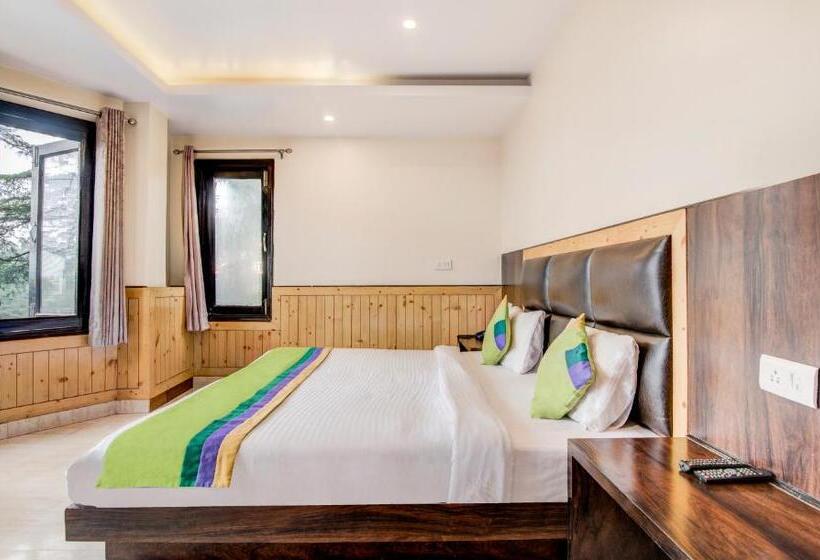 스탠다드 룸, Itsy Hotels Avantika With Forest View