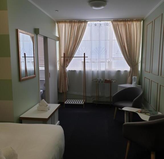 Стандартный Номер Кровать Кинг, Archies Bunker Affordable Accommodation