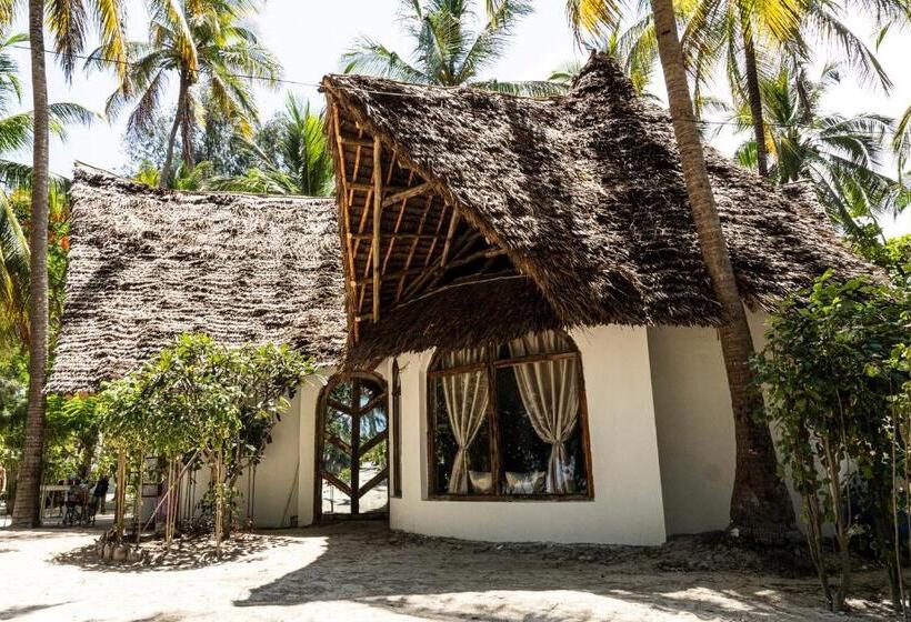 اتاق سوپریور, Kinazi Upepo Beach Eco Lodge