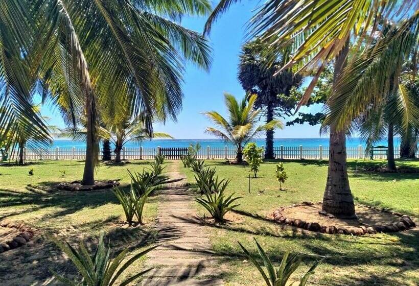 Номер Стандарт Вид на Море, Pearl Oceanic Resort   Trincomalee