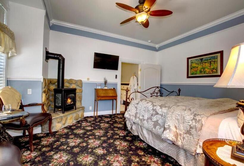 适合残疾人士使用的带超级大床的标准间, Forfriends Inn Wine Country Bed And Breakfast