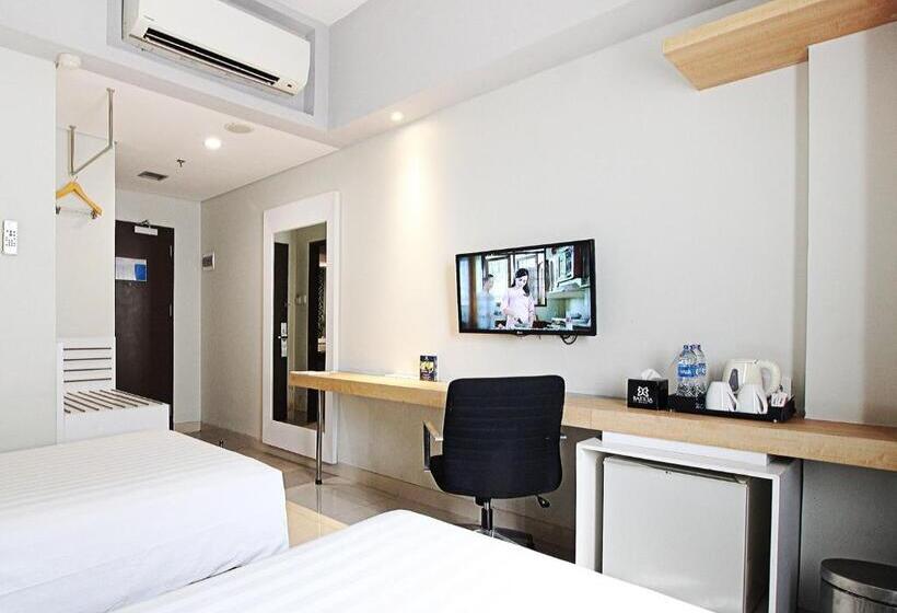 Номер Superior, Batiqa Hotel & Apartments Karawang