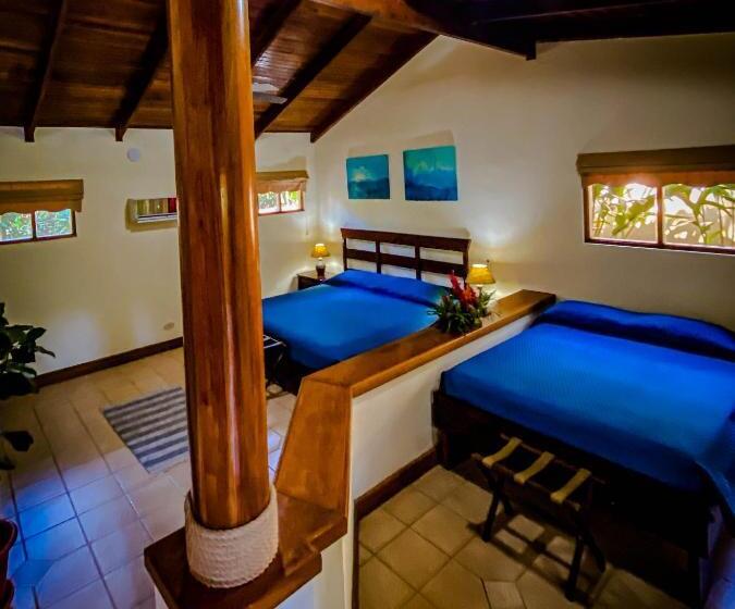 Семейный Номер, Jaco Hotel Docelunas