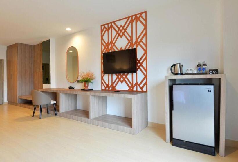 Номер Deluxe, Kastel Pattaya Hotel By Loft Bangkok