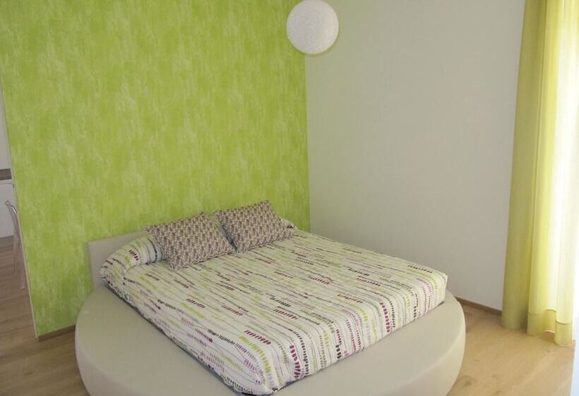 Апартаменты 1 Спальня, Amico Country House