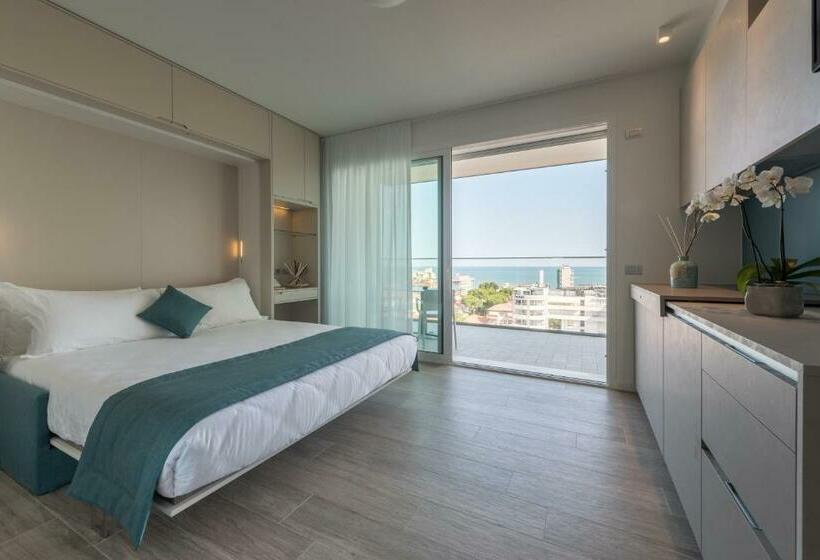 Люкс 2 Спальни, Hesperia Hotel & Residence