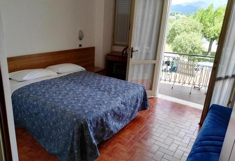 Трехместный Номер Комфорт, La Romantica