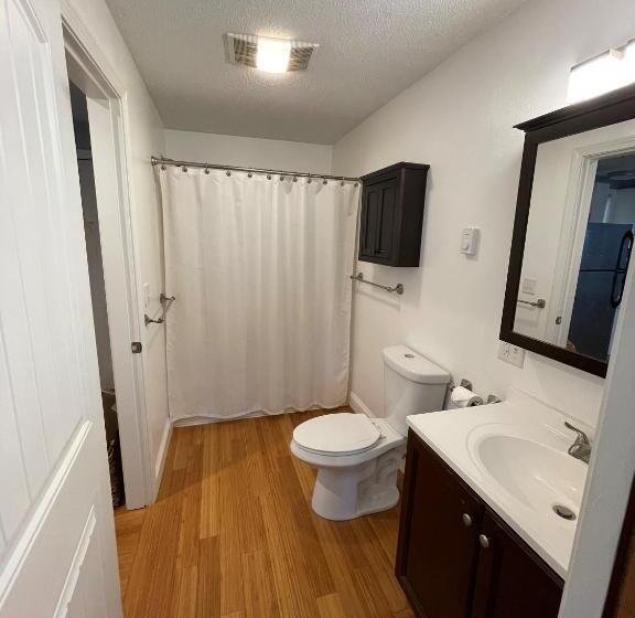 سوییت, Misty Harbor Resort