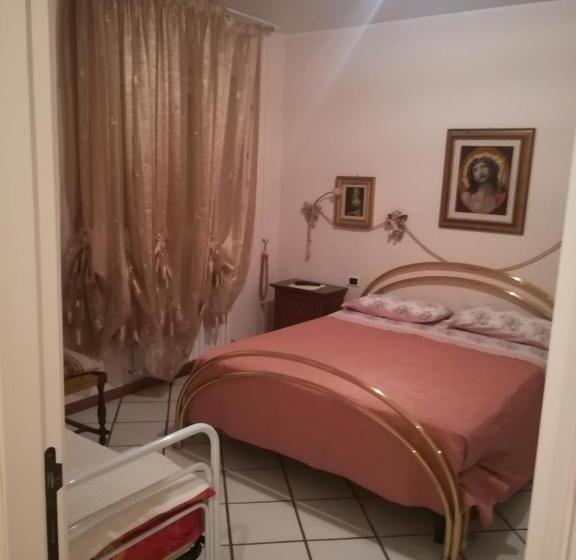 Апартаменты 2 Спальни, Villa Linda Bed And Breakfast