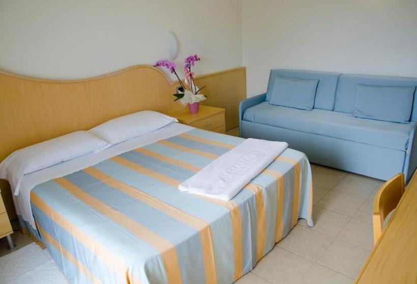 Номер Стандарт с Балконом, Almaluna Hotel & Resort