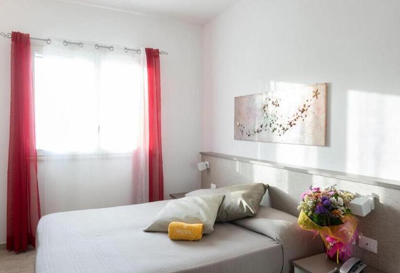 Habitación Premium Vista al Mar., La Blanca Resort & Spa