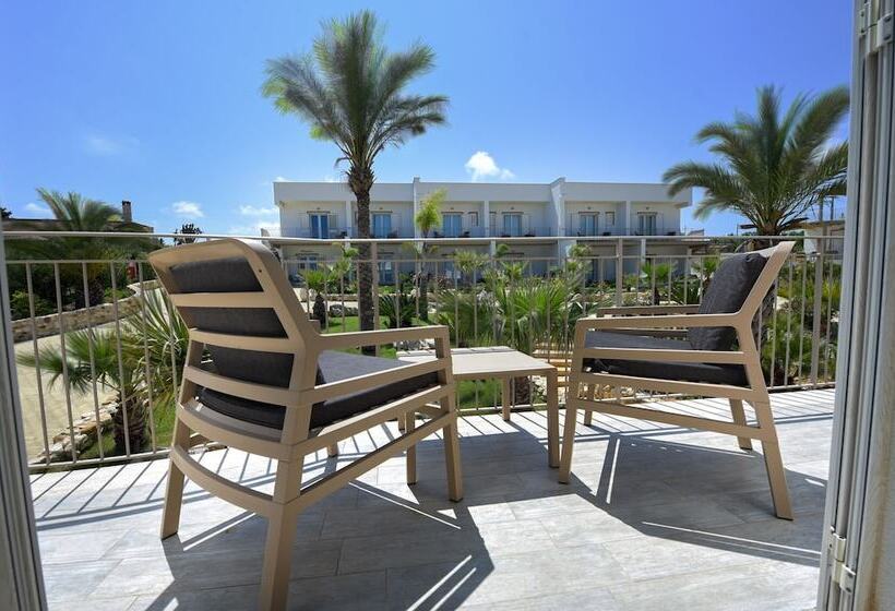 Номер Стандарт Вид на Сад, La Blanca Resort & Spa