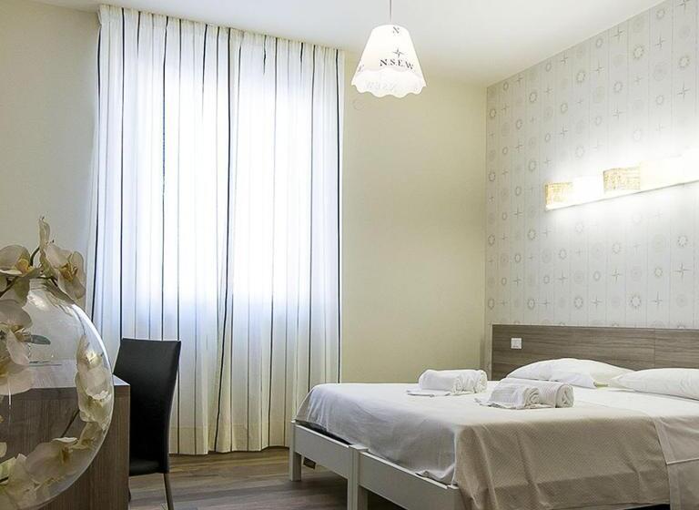 标准间, B&b Maxxi